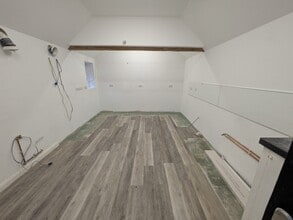 Church Rd, Chiddingfold to rent Interior Photo- Image 2 of 2