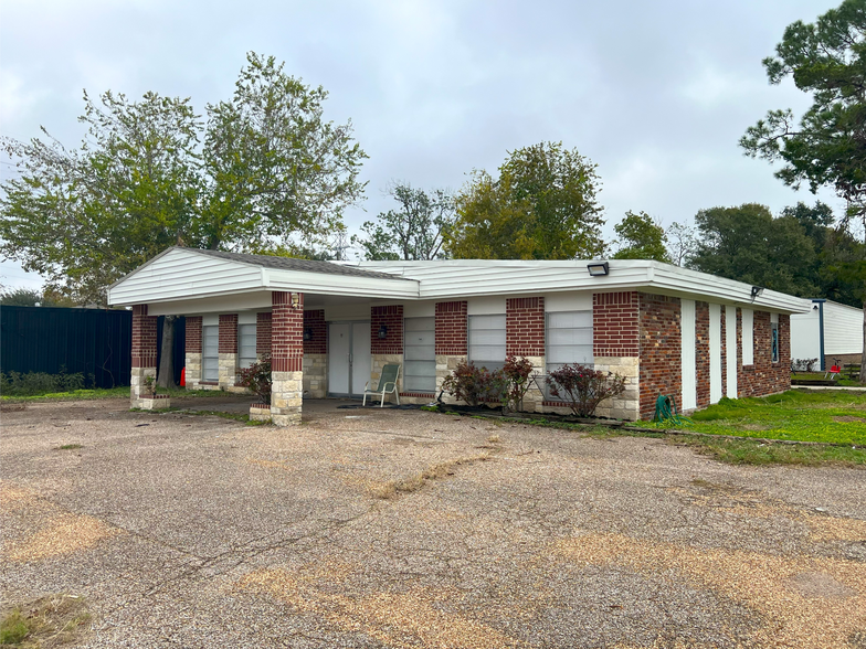 2430 Campbell Rd, Houston, TX for rent - Building Photo - Image 1 of 16