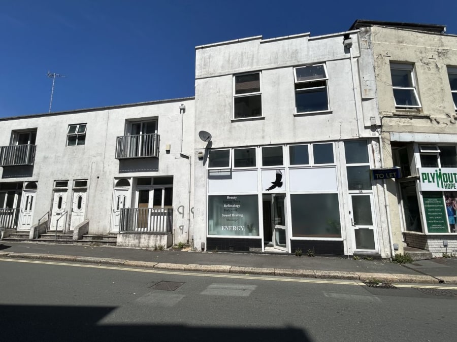 11 Beaumont Rd, Plymouth to rent Building Photo- Image 1 of 3