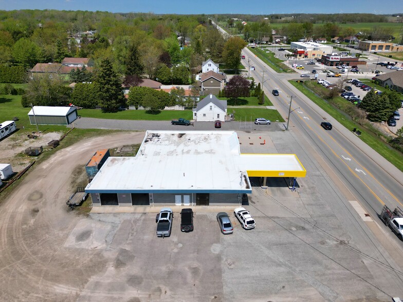 1727 Division Rd N, Kingsville, ON for sale - Building Photo - Image 3 of 47