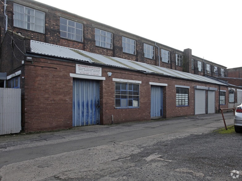 Sunbeam St, Wolverhampton to rent - Building Photo - Image 2 of 2