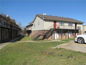 2600 Oakhurst Dr, Ada, OK for sale Primary Photo- Image 1 of 1