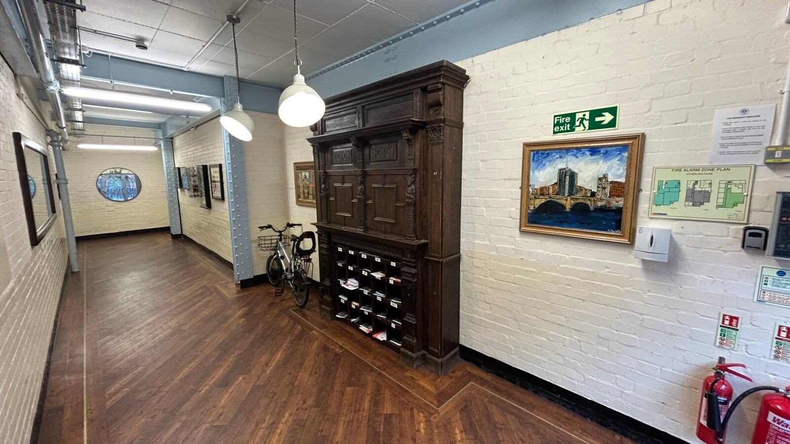 Sutherland Rd, London to rent Interior Photo- Image 1 of 3