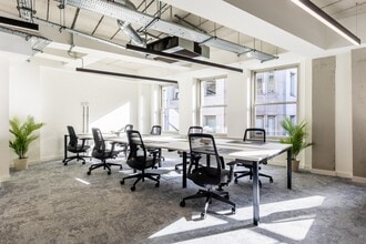 8-9 Well Ct, London to rent Interior Photo- Image 1 of 4