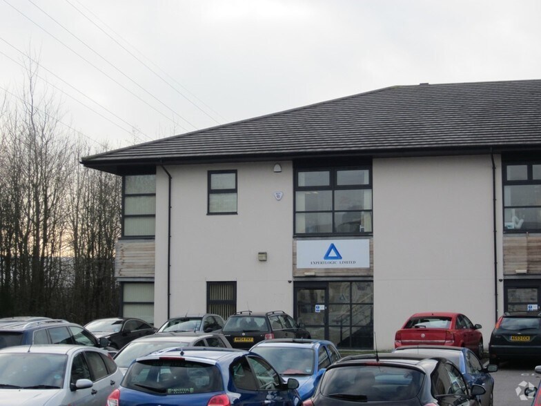 Mallard Way, Swansea for sale - Primary Photo - Image 1 of 1