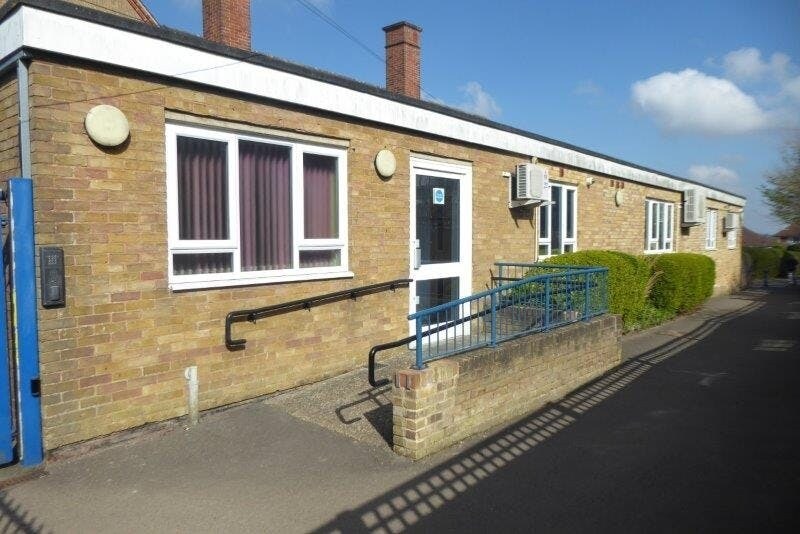 High Street, Tunbridge Wells to rent Building Photo- Image 1 of 3