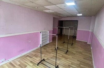 11 Mill St, Brierley Hill to rent Interior Photo- Image 1 of 5