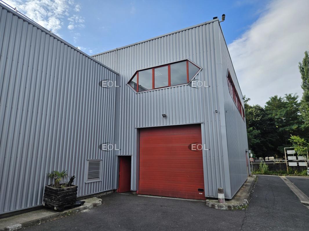 Industrial in Choisy-le-Roi to rent Building Photo- Image 1 of 13
