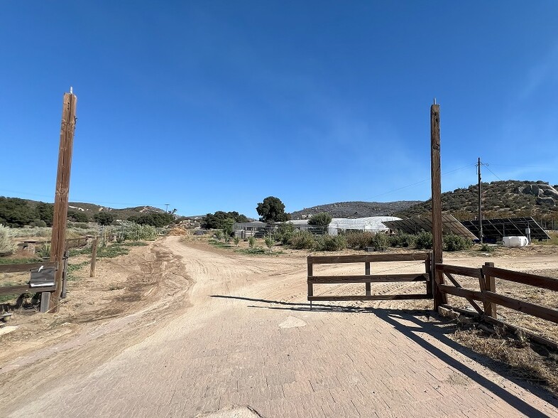 3131 La Posta Rd, Campo, CA for rent - Primary Photo - Image 1 of 8