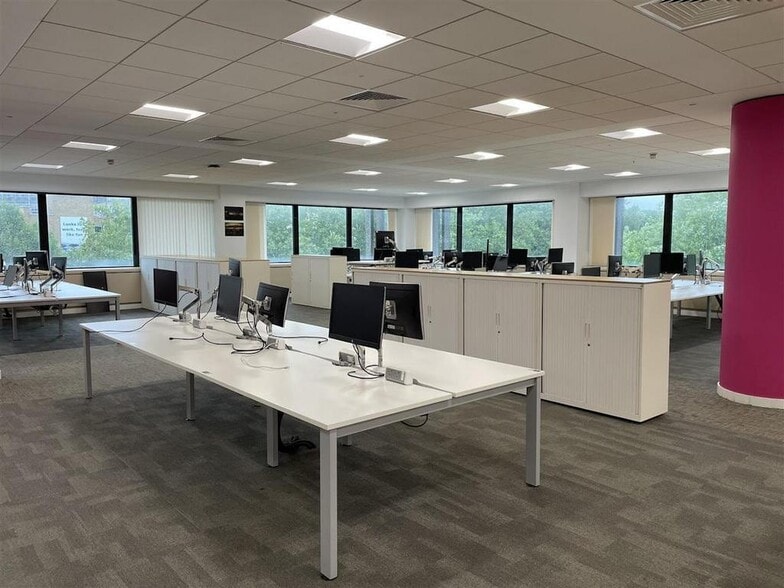 100 Temple St, Bristol to rent - Building Photo - Image 2 of 31