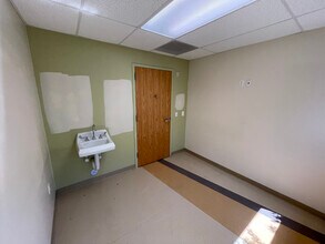 2922-2942 Evergreen Pky, Evergreen, CO to rent Interior Photo- Image 2 of 5