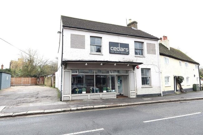 More details for 25 High St, Bushey - Retail for Sale