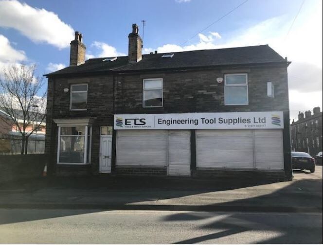 54 St. Peg Ln, Cleckheaton for sale Primary Photo- Image 1 of 1