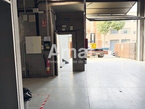 Industrial in Sant Feliu de Llobregat, Barcelona to rent Interior Photo- Image 2 of 16