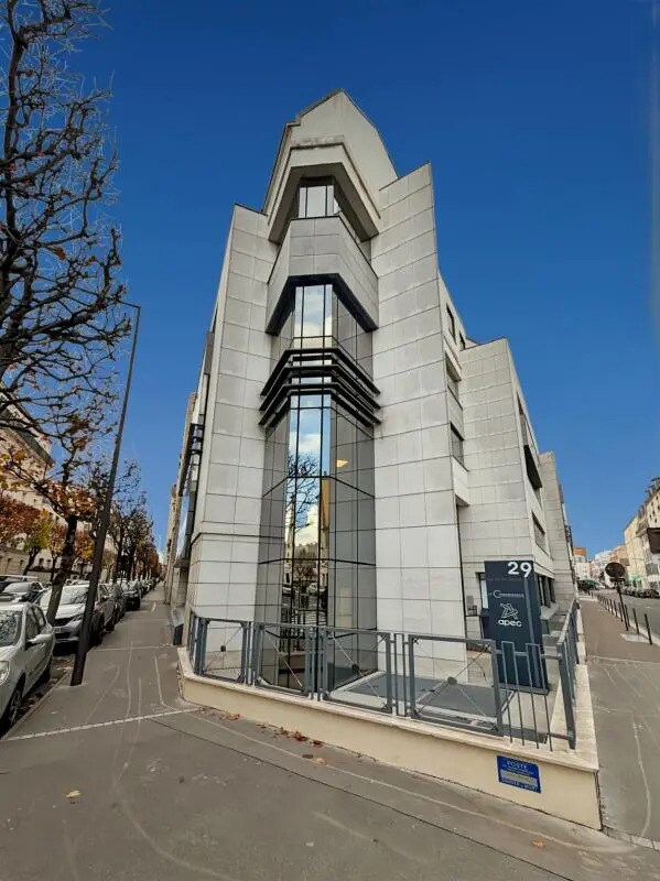 Office in Vincennes to rent Building Photo- Image 1 of 8