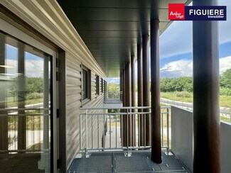 More details for Office, Light Industrial to Rent