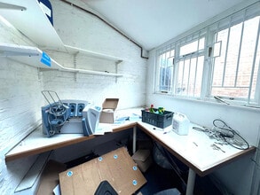 209 Shirland Rd, London to rent Interior Photo- Image 2 of 5