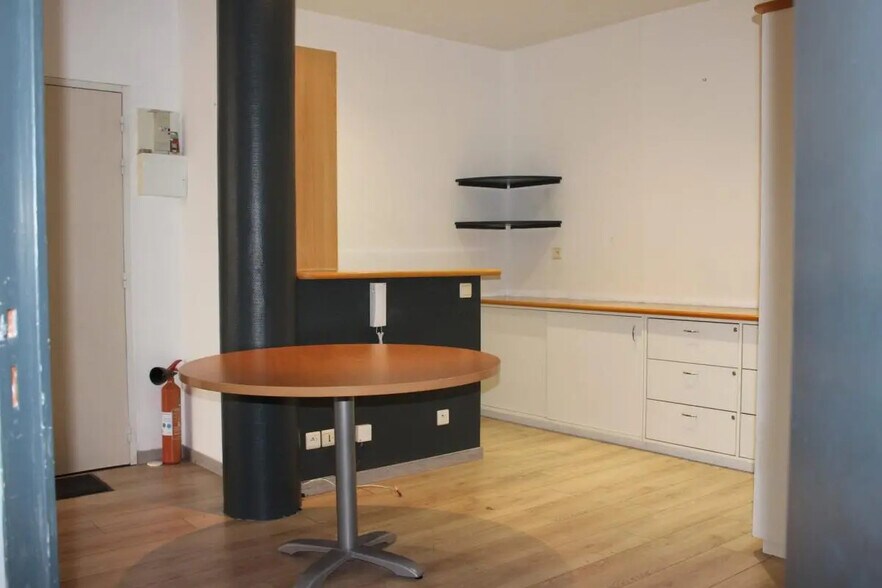 Light Industrial in Pau for sale - Interior Photo - Image 3 of 6