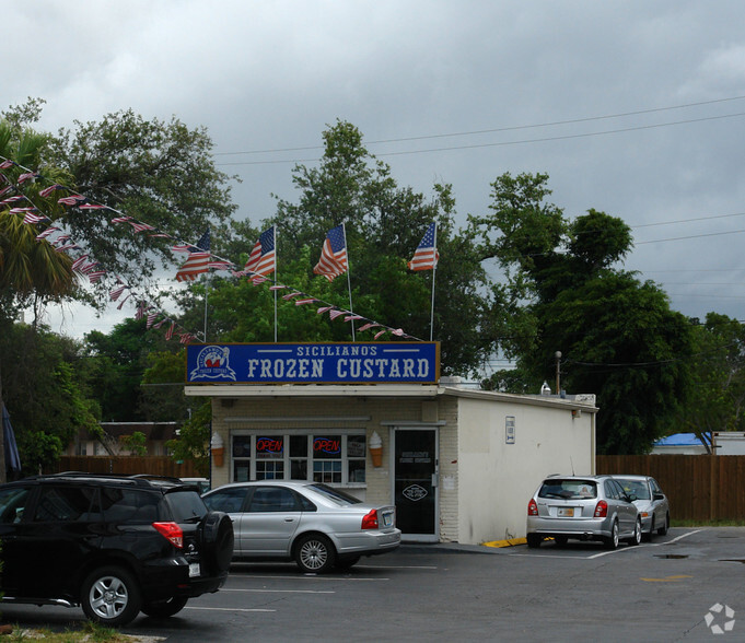 5917 Hollywood Blvd, Hollywood, FL for sale - Primary Photo - Image 1 of 2