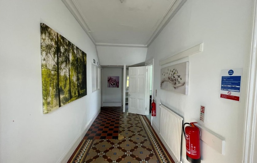 35 Garth Rd, Builth Wells for sale - Interior Photo - Image 3 of 12