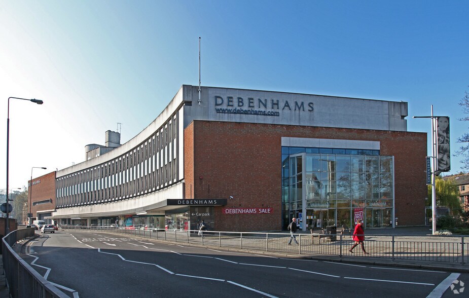 Millbrook, Guildford for sale - Primary Photo - Image 1 of 1