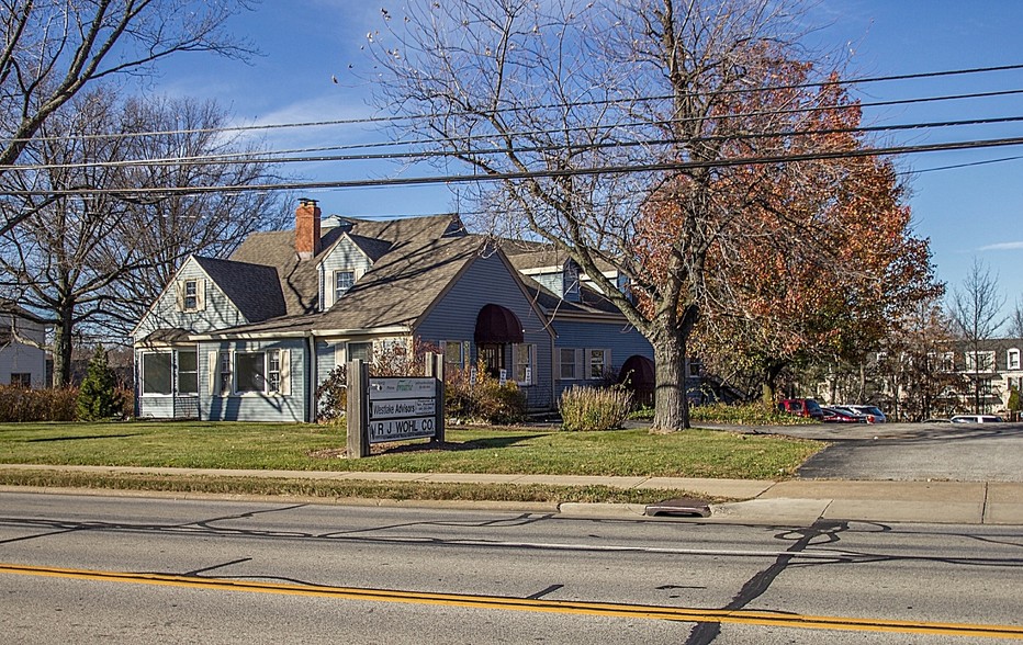 24960 Center Ridge Rd, Westlake, OH for sale - Primary Photo - Image 1 of 1