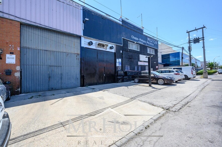 Industrial in Pinto, Madrid for sale - Building Photo - Image 1 of 15