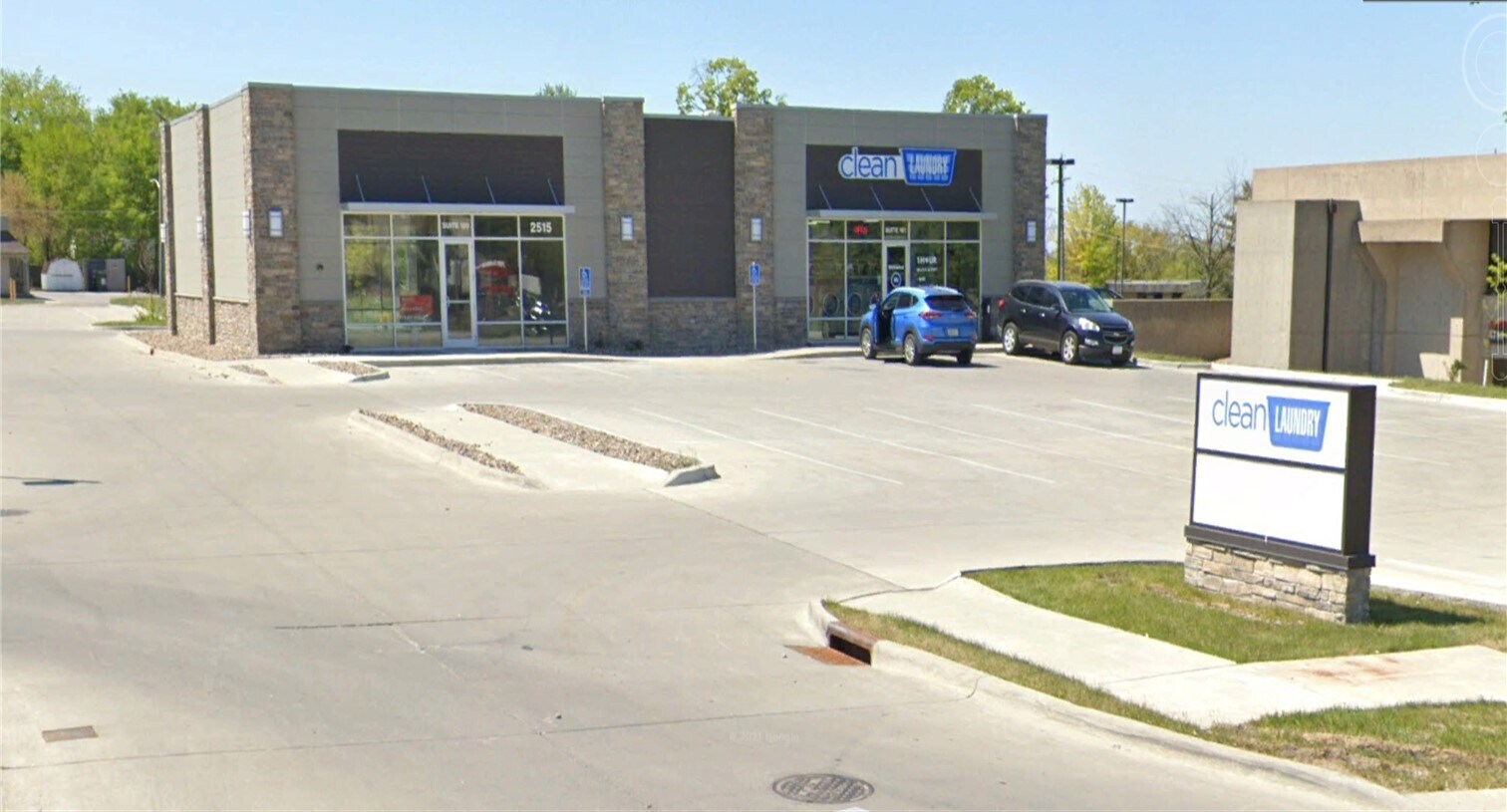 2515 E Euclid Ave, Des Moines, IA for sale Building Photo- Image 1 of 1