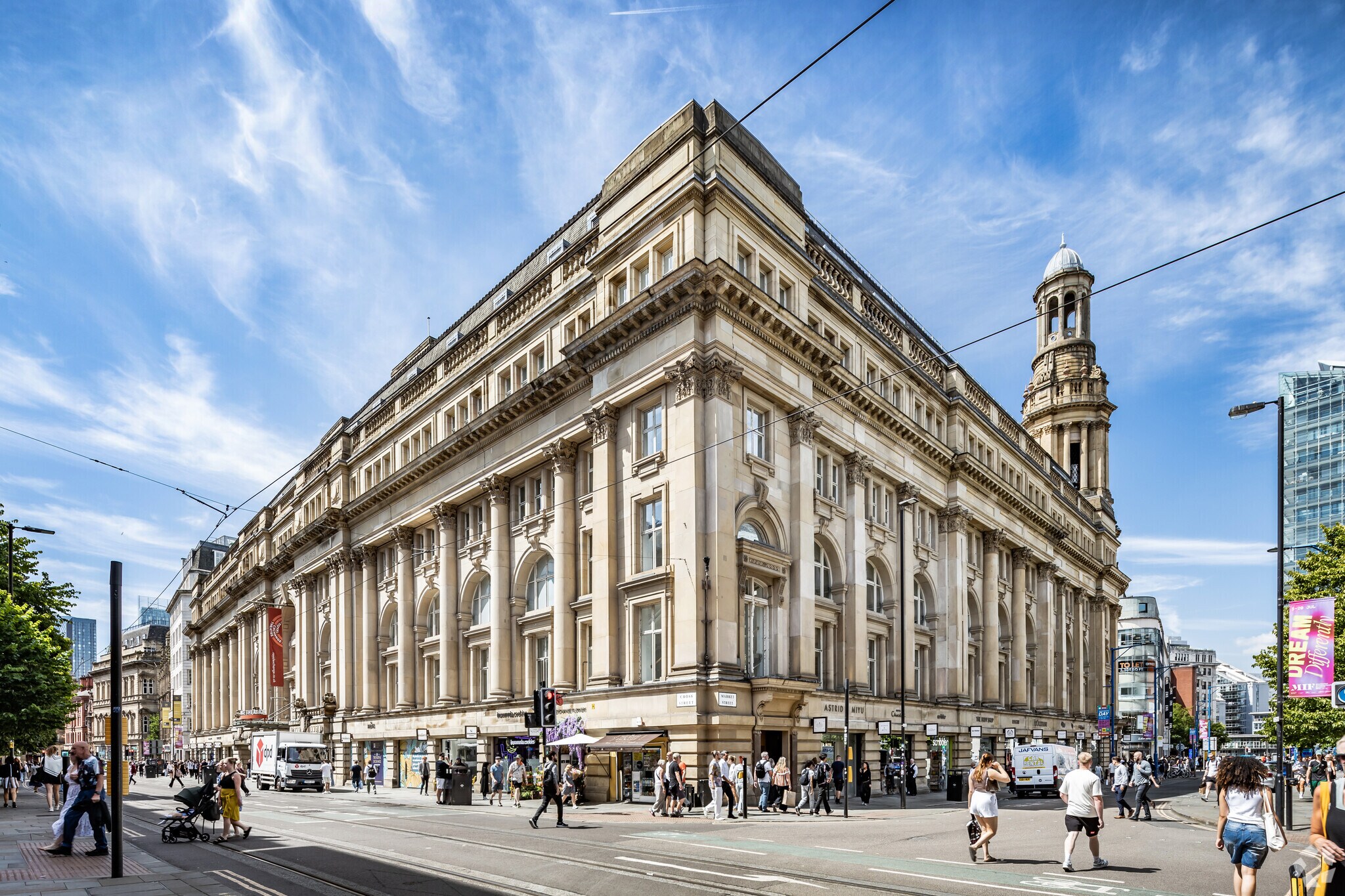 St Ann's Sq, Manchester for sale Primary Photo- Image 1 of 1