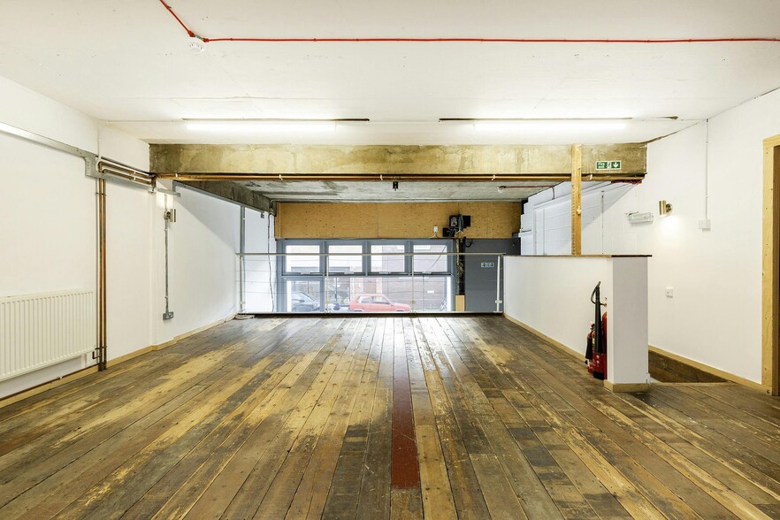 1-5 Vyner St, London for rent - Building Photo - Image 1 of 9