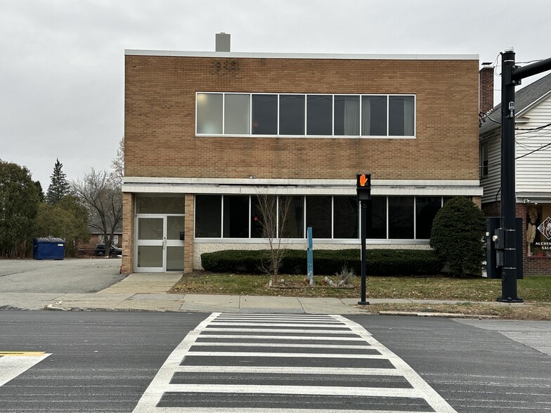 1166 Western Ave, Albany, NY for sale - Building Photo - Image 1 of 8