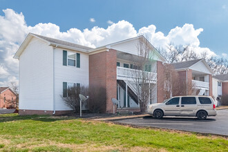 825 Old Morgantown Rd, Bowling Green, KY for sale Primary Photo- Image 1 of 1