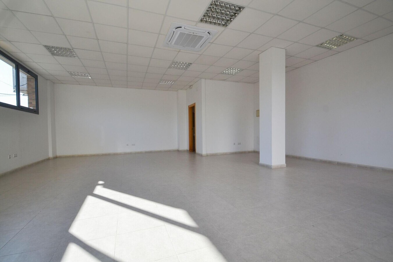 Deltebre, TAR 43580 - Unit Pta. A -  - Interior Photo - Image 2 of 3