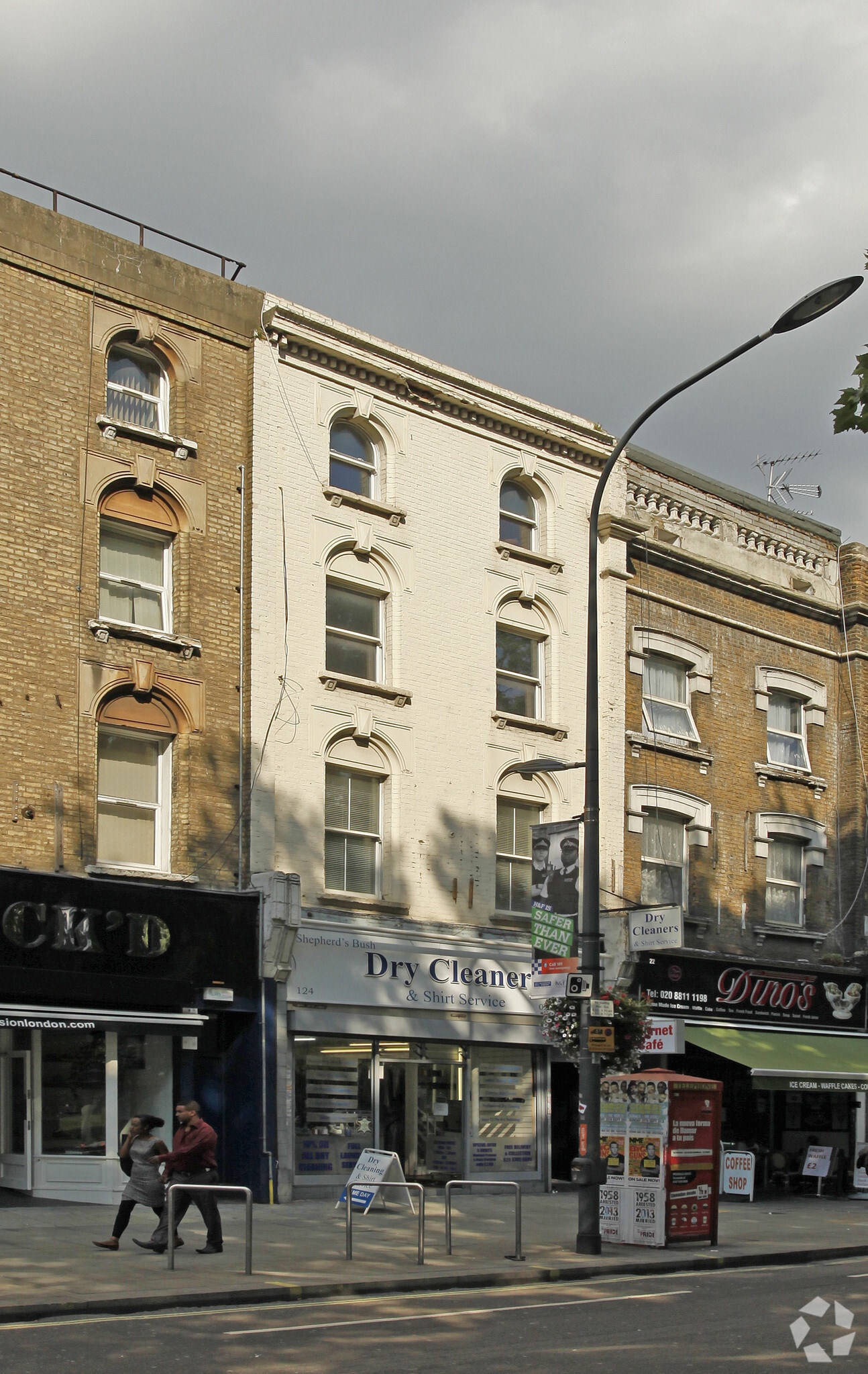 124 Uxbridge Rd, London for sale Primary Photo- Image 1 of 1