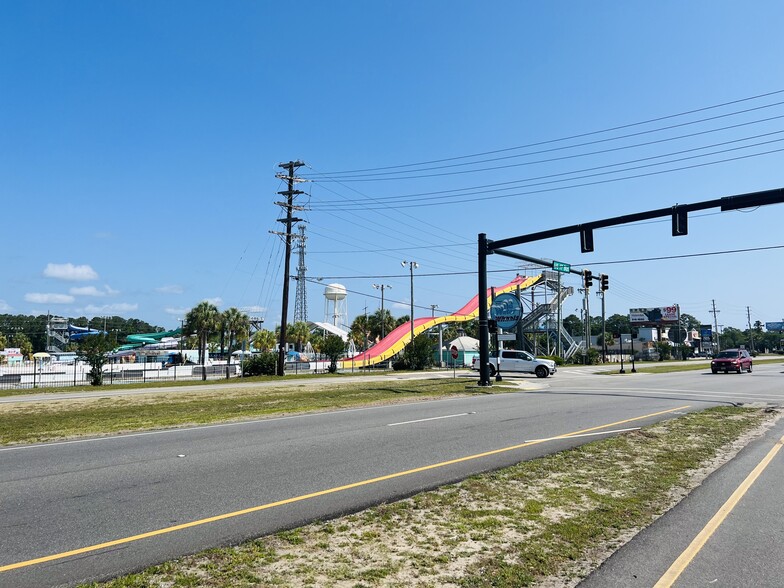 910 U.S. 17 Business, Surfside Beach, SC for sale - Building Photo - Image 2 of 4