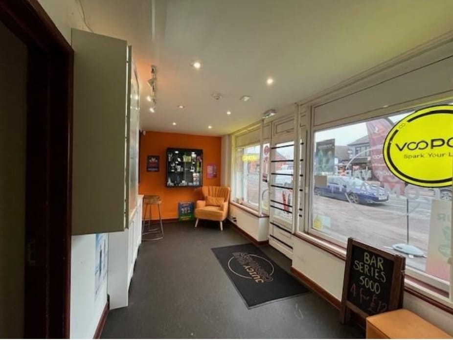 1436 Wimborne Rd, Bournemouth to rent Interior Photo- Image 1 of 4