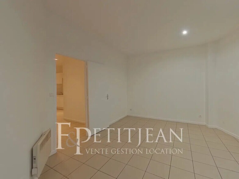 128 Boulevard Gabriel Péri, Malakoff to rent - Interior Photo - Image 2 of 4