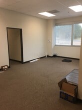 1101 Arrow Point Dr, Cedar Park, TX to rent Interior Photo- Image 2 of 7