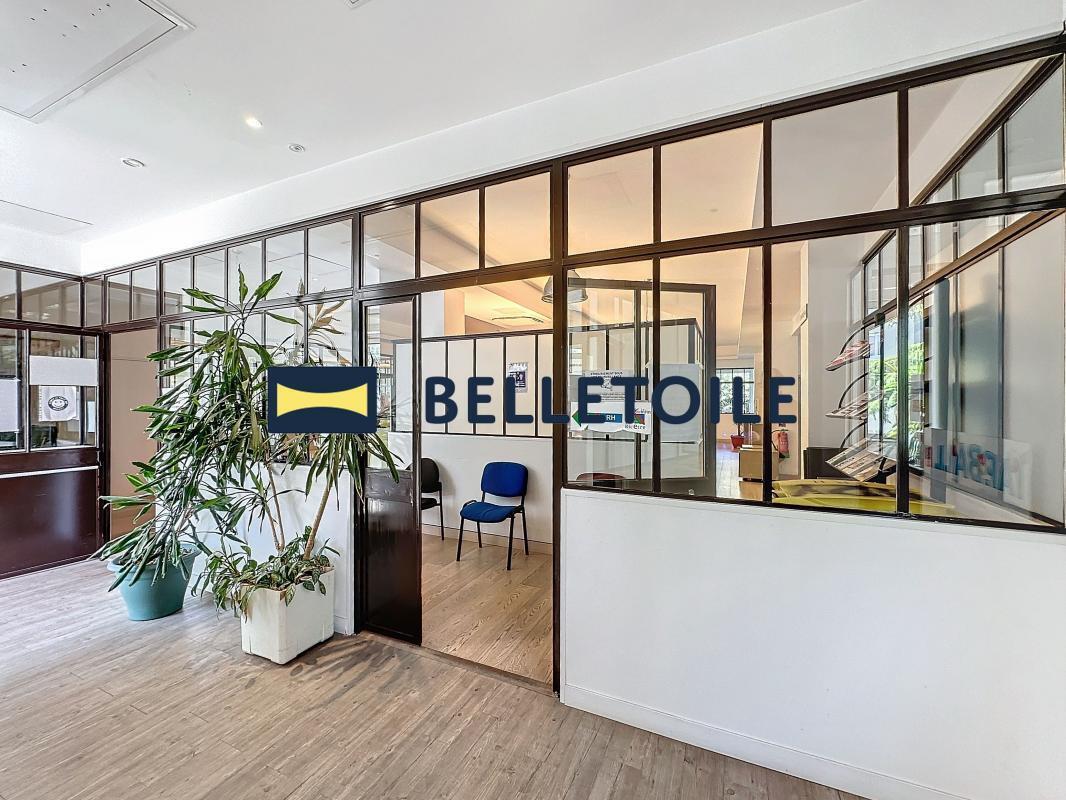 Office in Le Kremlin-Bicêtre to rent Interior Photo- Image 1 of 17