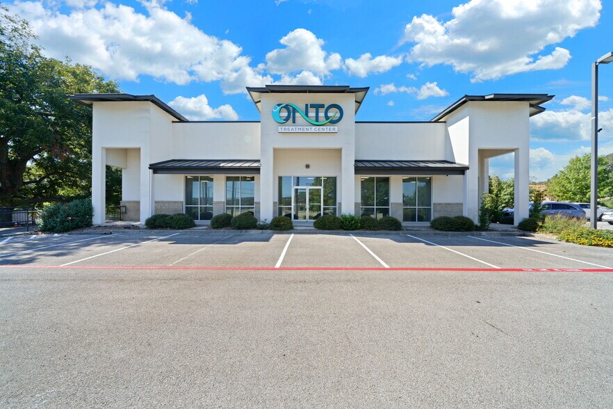 23103 W Interstate 10, San Antonio, TX for rent - Building Photo - Image 1 of 37