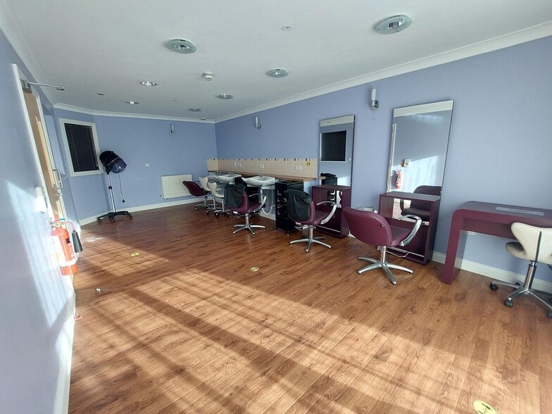 Darwin Av, Worcester for sale - Primary Photo - Image 1 of 1