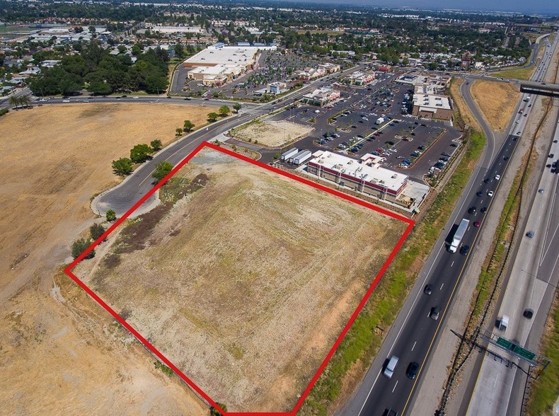 Rancho Valley Dr, Pomona, CA for sale - Primary Photo - Image 1 of 1