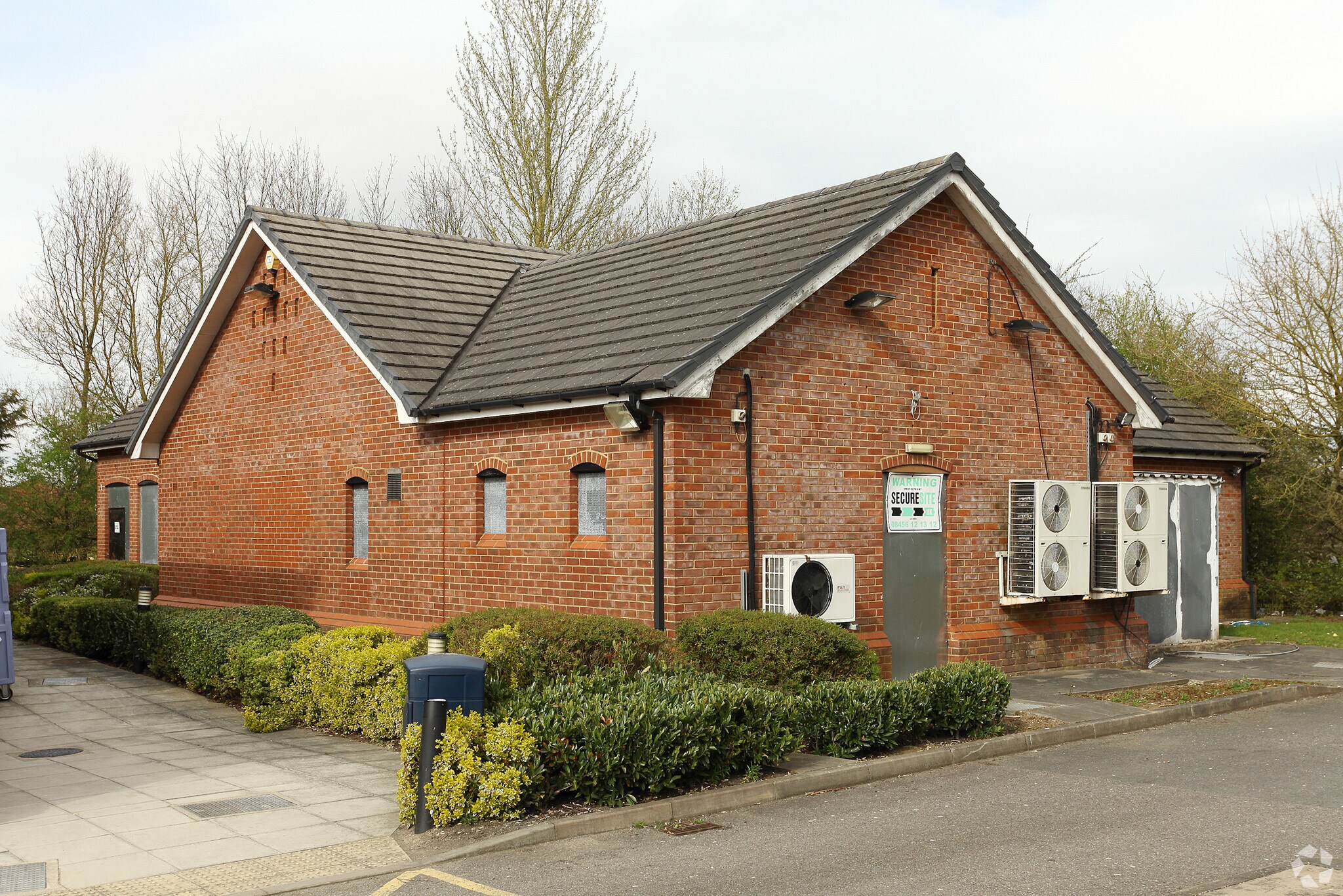 London Rd, Buckingham for sale Primary Photo- Image 1 of 1