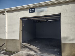 4745 126th Ave N, Clearwater, FL for rent Building Photo- Image 1 of 5