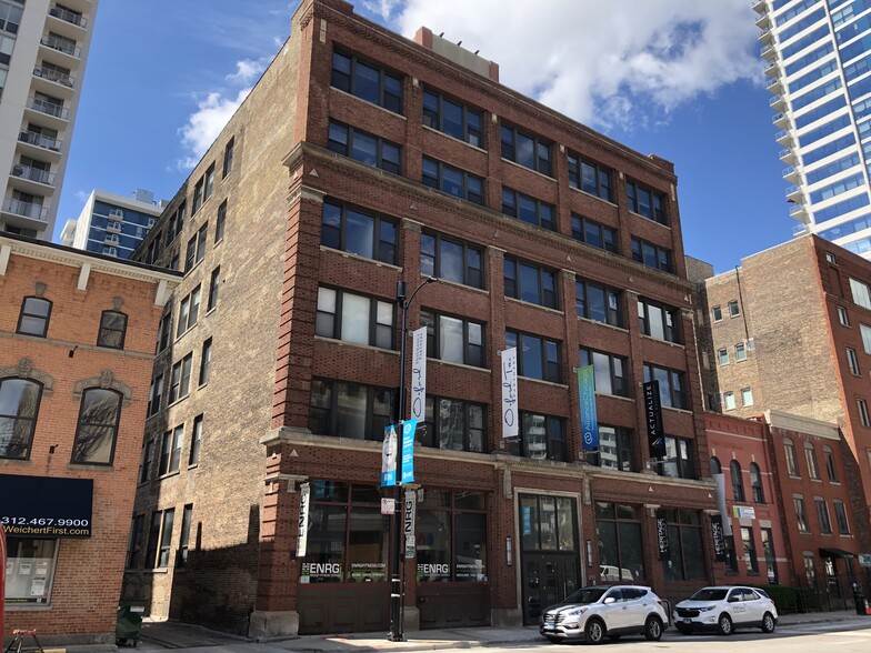 215 W Ohio St, Chicago, IL for rent - Building Photo - Image 1 of 6