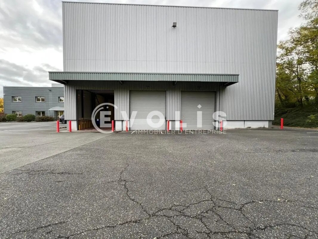 Light Industrial in Lozanne for sale Building Photo- Image 1 of 18