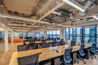 Gorsuch Pl, London to rent Interior Photo- Image 1 of 8