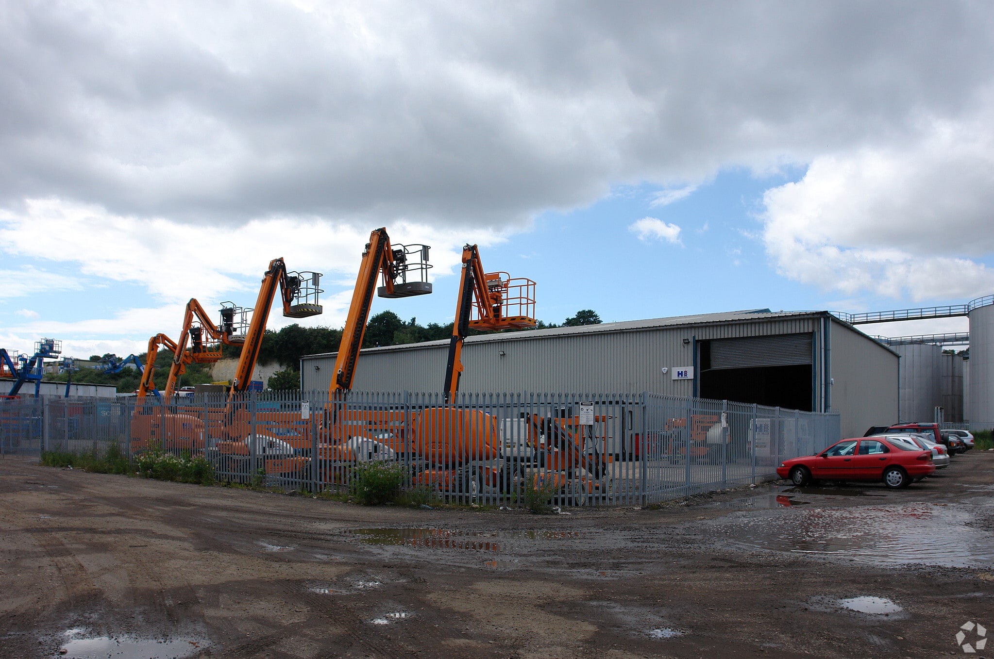 Askew Farm Ln, Grays to rent Primary Photo- Image 1 of 2