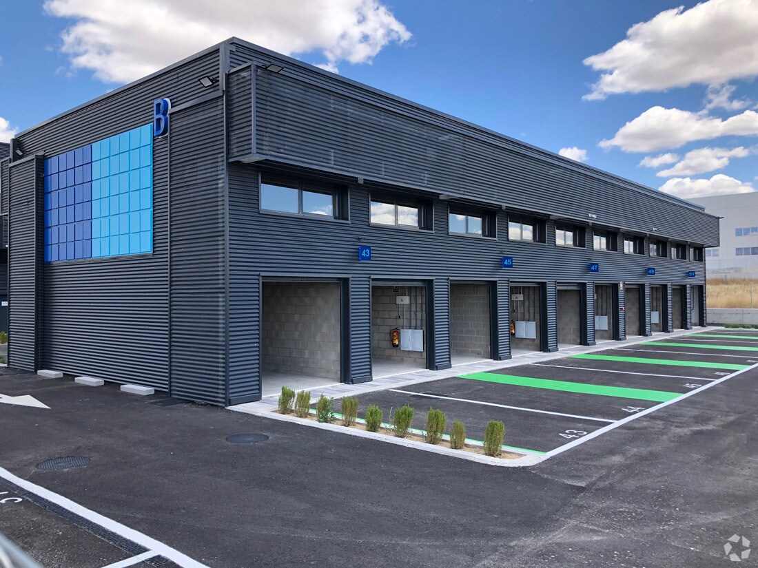 Calle Julio Cervera, 6, Móstoles, Madrid to rent Interior Photo- Image 1 of 2