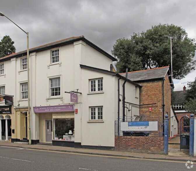 7A-7B Northgate End, Bishop's Stortford for rent - Primary Photo - Image 1 of 2